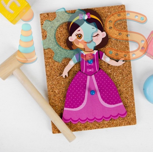 Мозаика с гвоздями и молоточком - Принцессы, WoodLand Toys iQSclub магазин настольных и развивающих игр фото 2